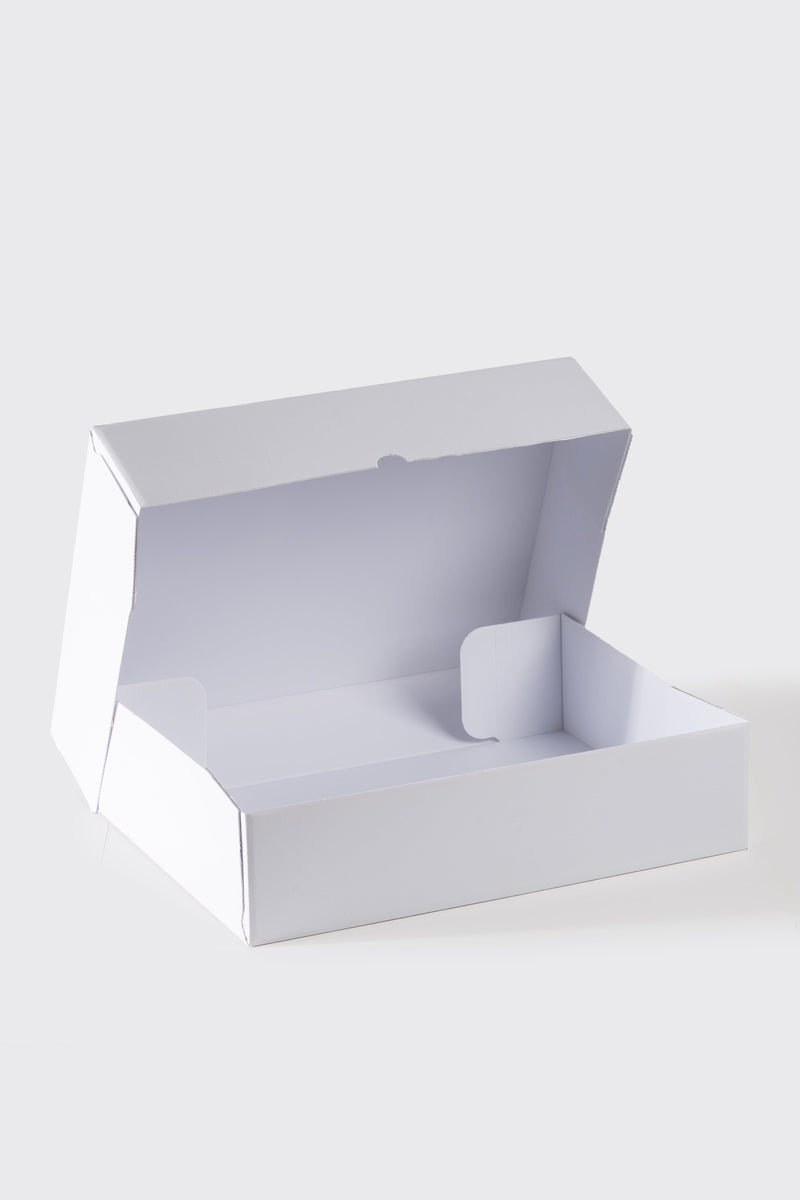 25x22x7 cm Beyaz Kargo Kutusu Kendinden Kapaklı