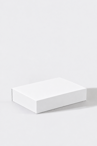 32x23x5 cm Beyaz Mıknatıslı Mukavva Kutu