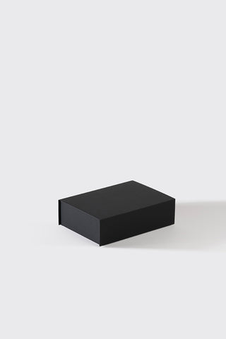 23x16x6,5 cm Mıknatıslı Mukavva Kutu Ve Çanta Takımı