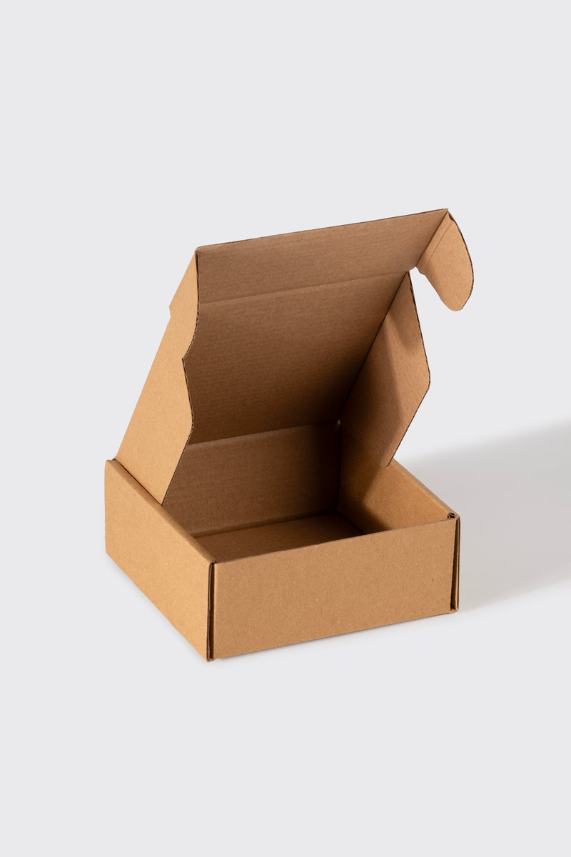 11x11x4.5 cm Kraft Kargo Kutusu Kendinden Kapaklı