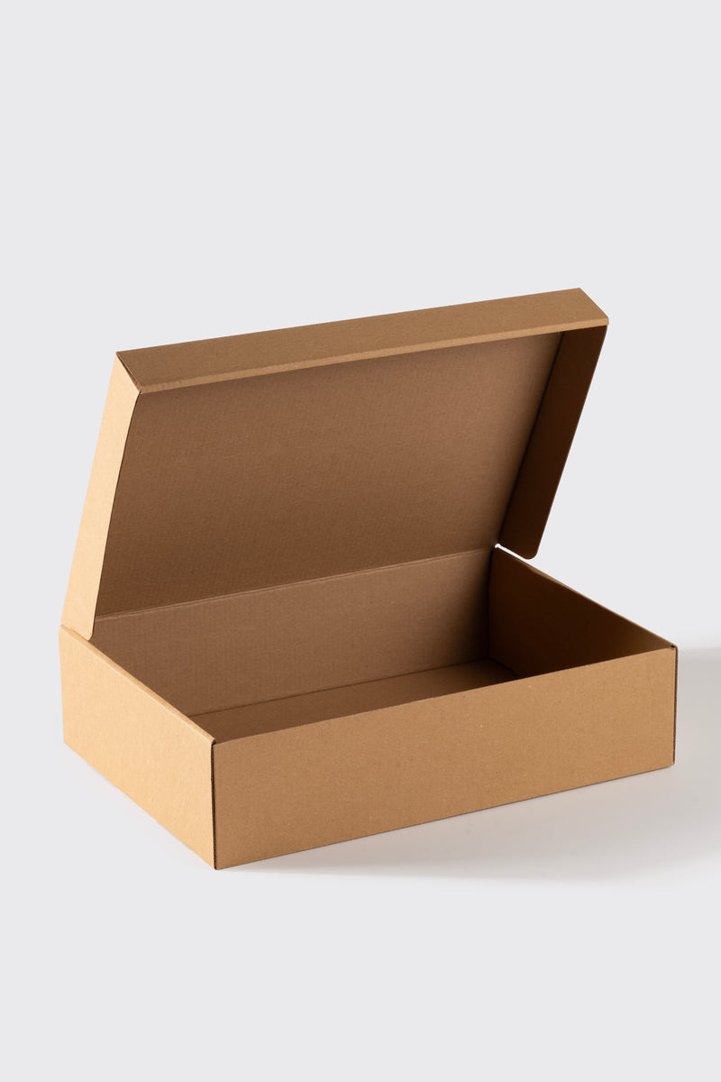 32x22x8 cm Kraft Kargo Kutusu Kendinden Kapaklı