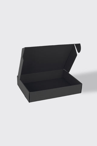 31x22x6  cm  Siyah Kargo Kutusu